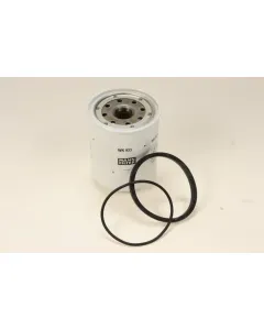 Spin-on fuel filter WK 933 x