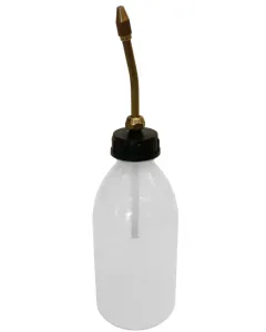 Oil can