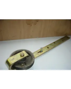 Gate roller